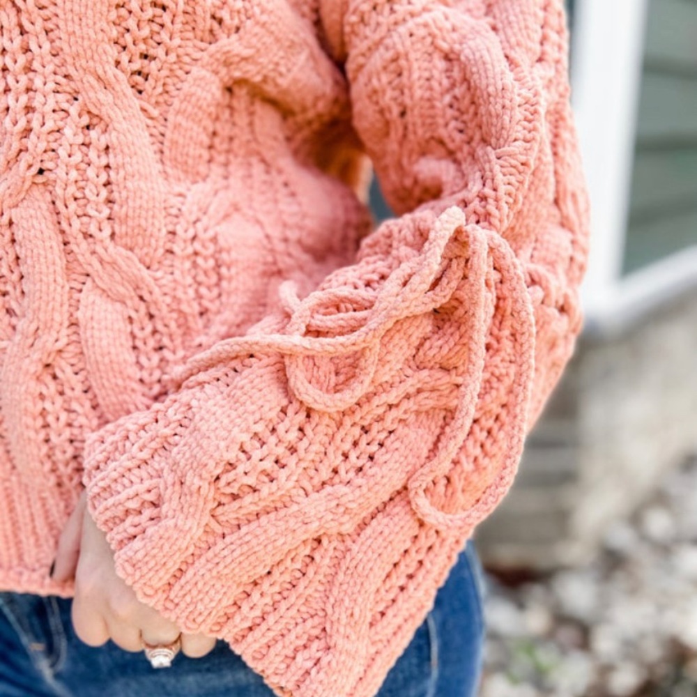 POL - NWT Pink sweater - L